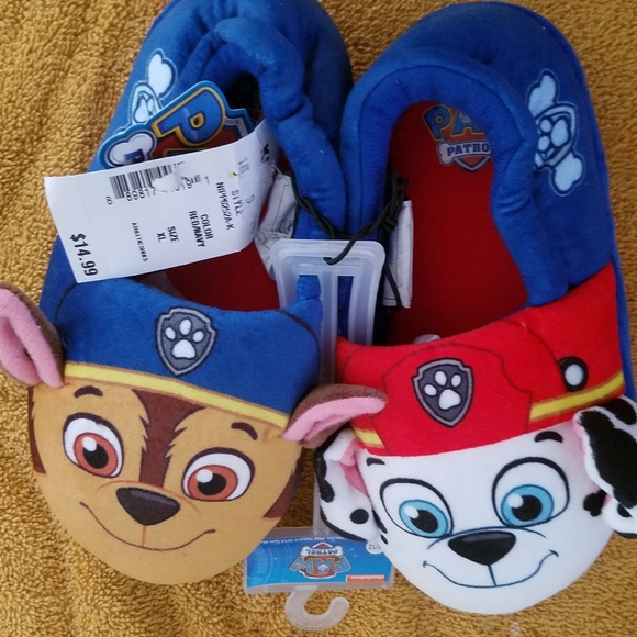 Kids Slippers - Picture 3 of 8